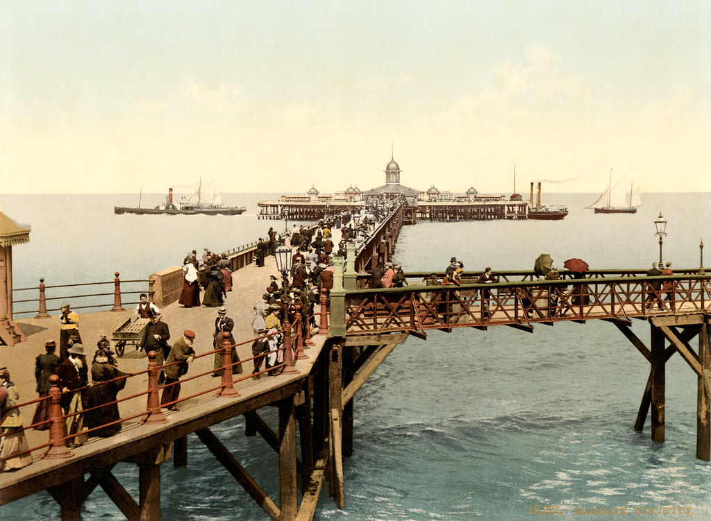 Margate,_Kent,_England,_ca._1897_The_jetty