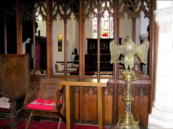 st.-johns-margate-parish-church-kent-england